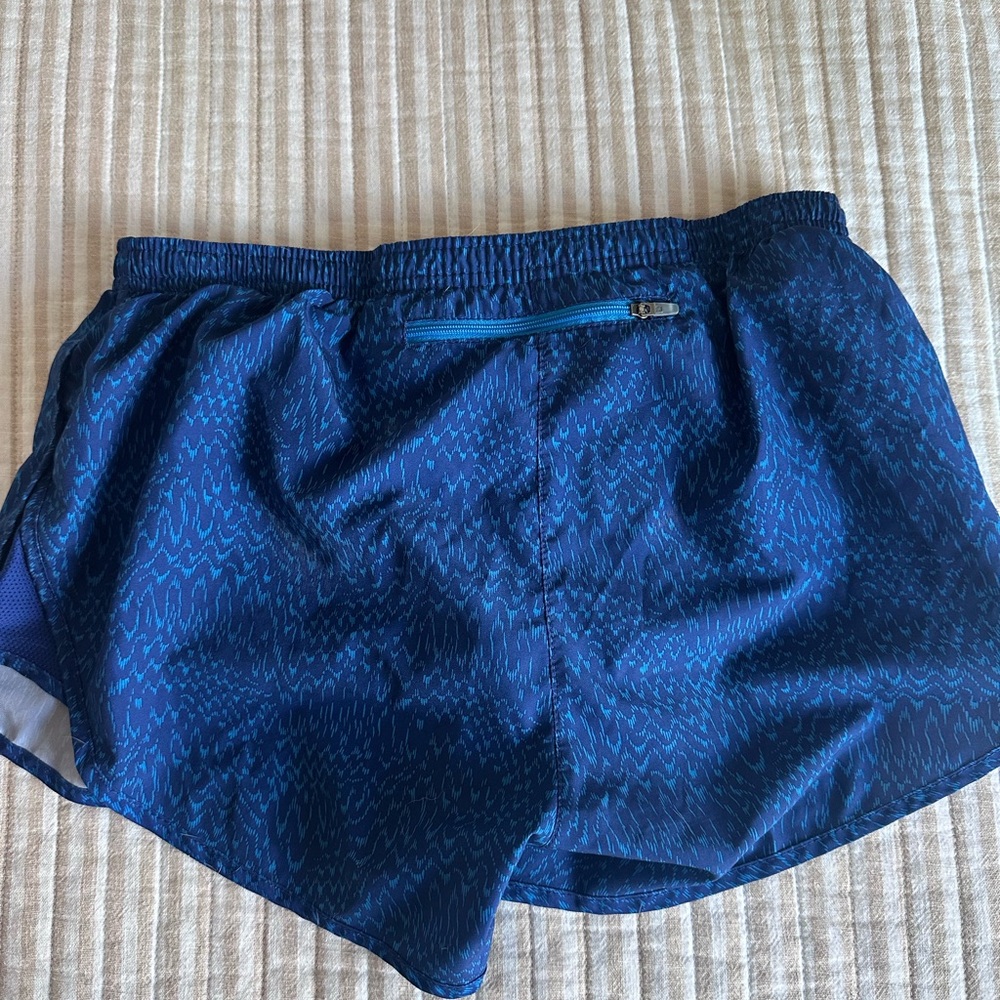 Nike Running Dri Fit Tempo Running lined Shorts Patterned Blue Wave